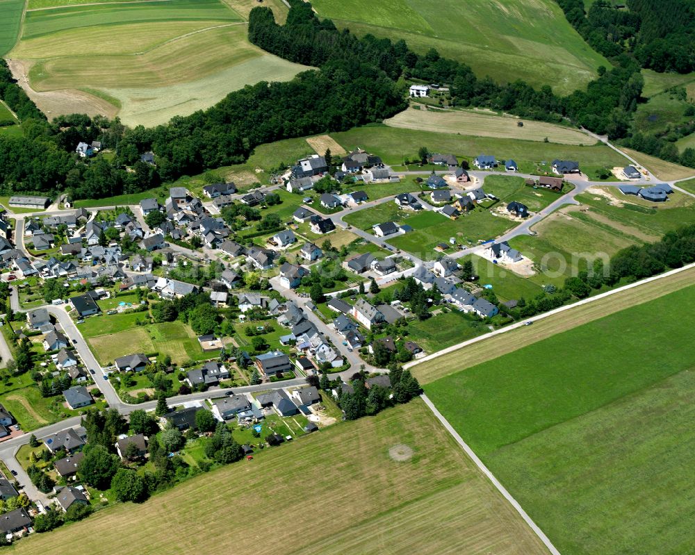 Tiefenbach from the bird's eye view: Single-family residential area of settlement in Tiefenbach in the state Rhineland-Palatinate, Germany