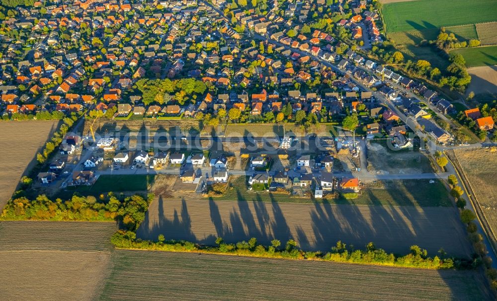 Aerial photograph Nordkirchen - Single-family residential area of settlement at the Unterstrasse und Julius-Schwieters-street in the district Suedkirchen in Nordkirchen in the state North Rhine-Westphalia