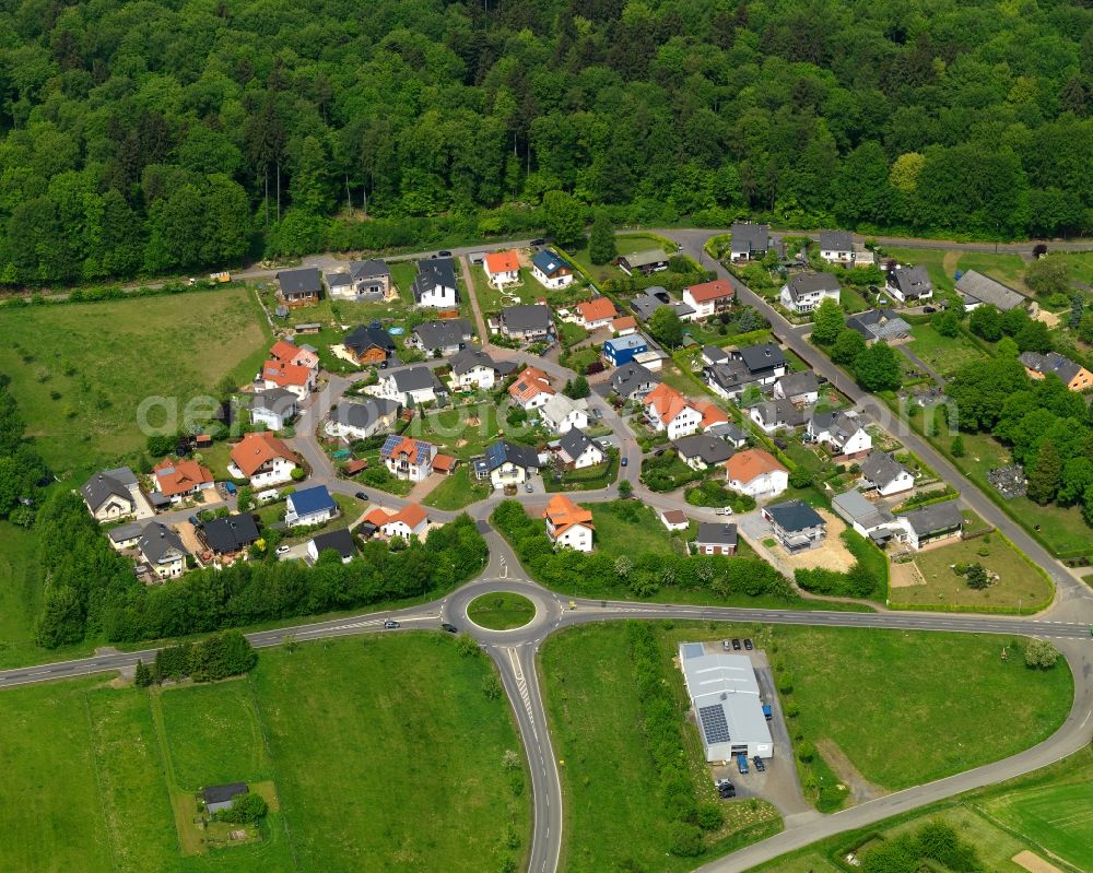 Aerial image Welschneudorf - Single-family residential area of settlement in Welschneudorf in the state Rhineland-Palatinate