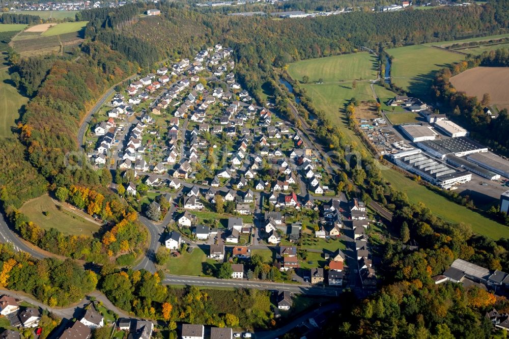 Meschede from above - Single-family residential area of settlement in the wildshausener street in Meschede in the state North Rhine-Westphalia