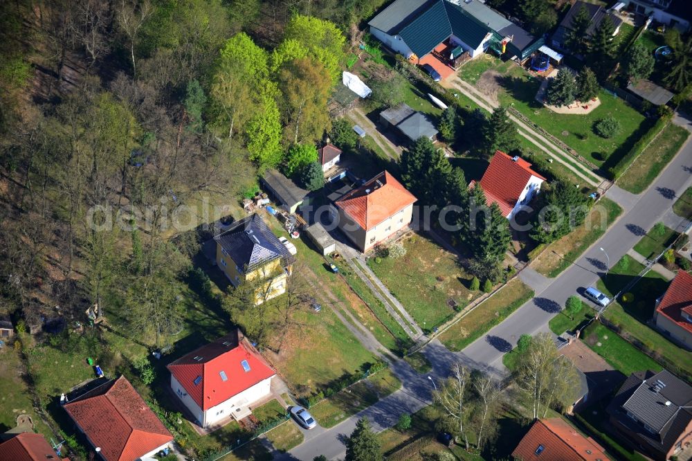 Aerial image Falkensee - Residential area with single-family homes at the Mannheimer Street in Falksee in Brandenburg