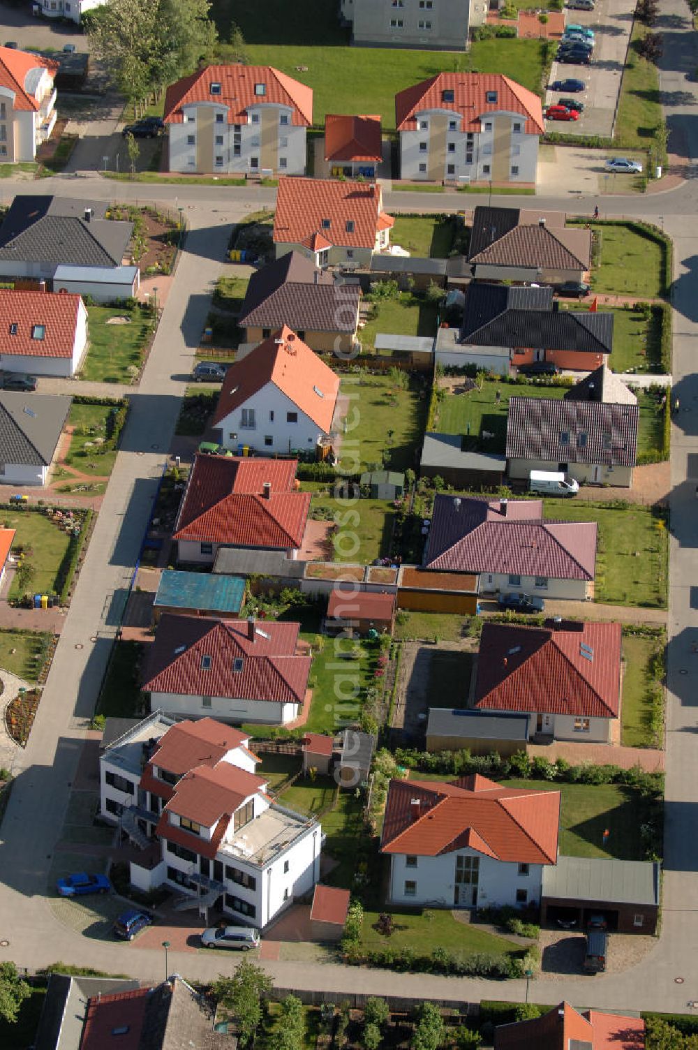 Graal-Müritz from the bird's eye view: Blick auf das Wohngebiet Eselswiese der HAWO Bauträger KG in unmittelbarer Strandnähe im Ostseeheilbad Graal-Müritz. Es ist ein neu errichtetes Wohngebiet mit diverse Einzelhäusern in naturnahe Lage im Ortszentrum.