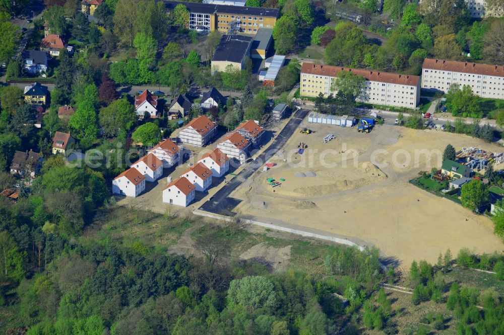 Aerial image Berlin - Residential area on Feldblumenweg - Gruene Trift on the outskirts of the district Koepenick in Berlin. The company cds Wohnbau Berlin GmbH plans to the forest to build a new housing estate with 70 double rooms and townhouses