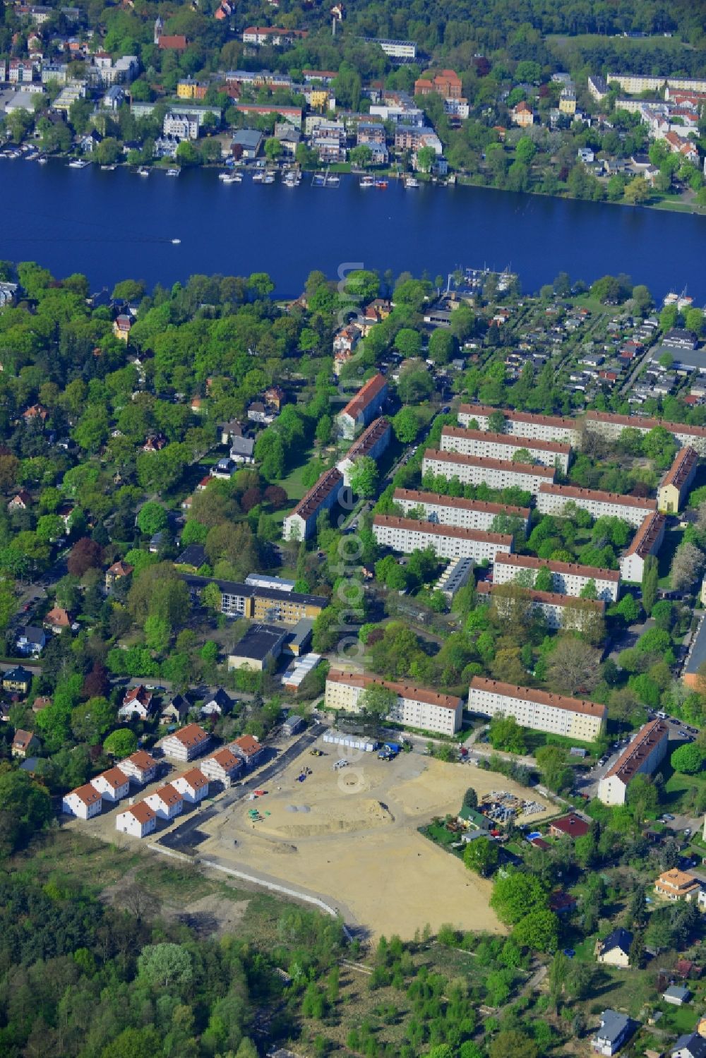 Berlin from above - Residential area on Feldblumenweg - Gruene Trift on the outskirts of the district Koepenick in Berlin. The company cds Wohnbau Berlin GmbH plans to the forest to build a new housing estate with 70 double rooms and townhouses