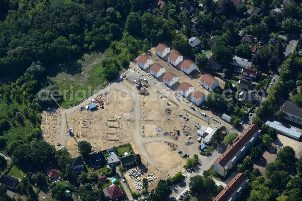 Aerial image Berlin - Residential area on Feldblumenweg - Gruene Trift on the outskirts of the district Koepenick in Berlin. The company cds Wohnbau Berlin GmbH plans to the forest to build a new housing estate with 70 double rooms and townhouses