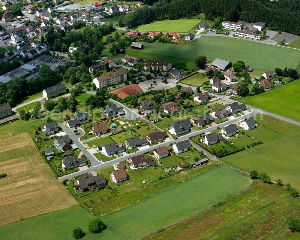 Aerial image Geroldsgrün - Residential areas on the edge of agricultural land in Geroldsgrün in the state Bavaria, Germany