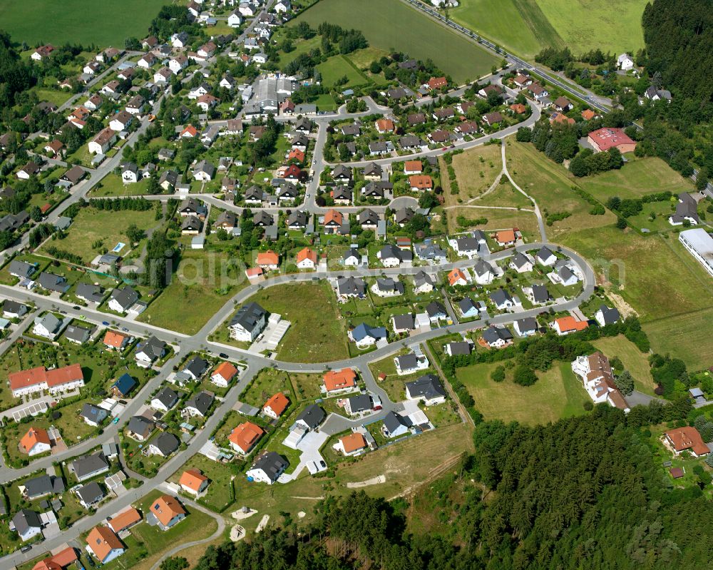 Aerial photograph Jägersruh - Residential areas on the edge of agricultural land in Jägersruh in the state Bavaria, Germany