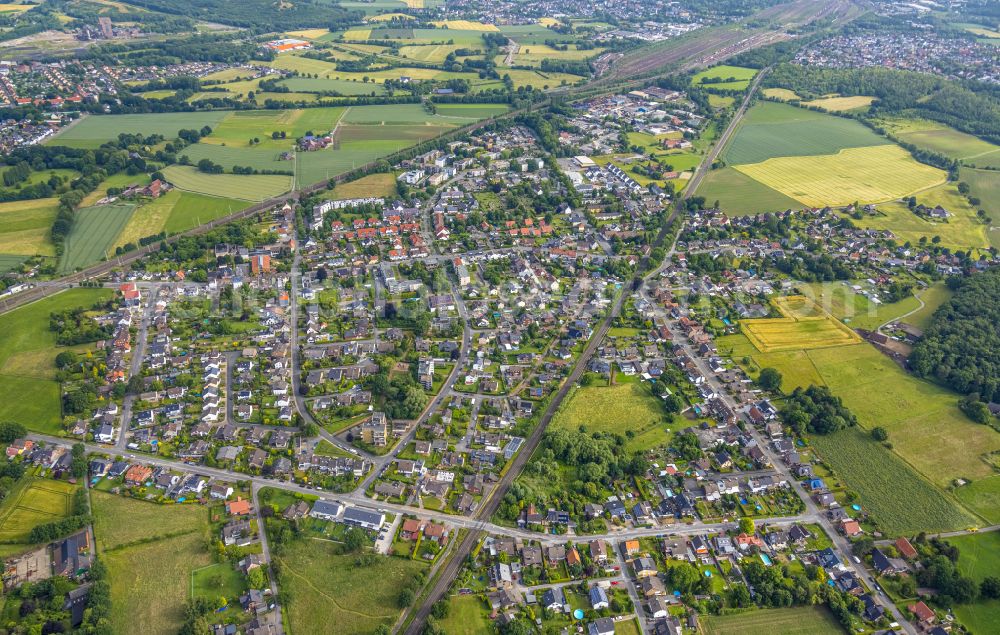 Selmigerheide from above - Residential areas on the edge of agricultural land in Selmigerheide in the state North Rhine-Westphalia, Germany