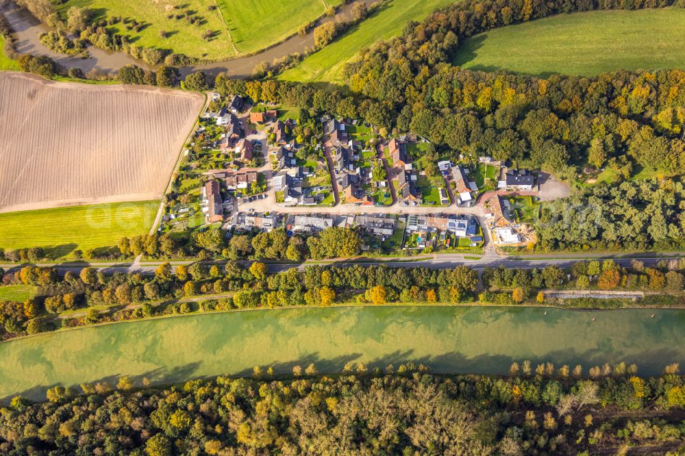 Aerial image Stegerfeld - Residential areas on the edge of agricultural land in Stegerfeld in the state North Rhine-Westphalia, Germany