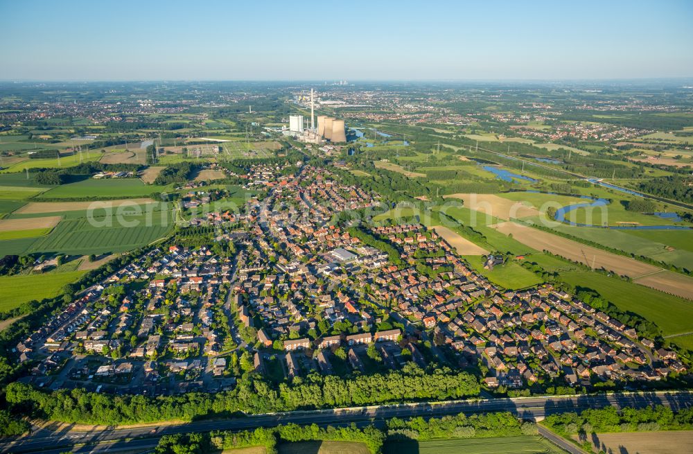 Aerial image Stockum - Residential areas on the edge of agricultural land in Stockum at Ruhrgebiet in the state North Rhine-Westphalia, Germany