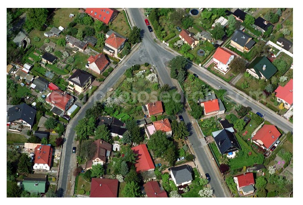 Aerial image Berlin - Bohnsdorf - Wohngebiet an der Grabenstraße 6 und der Gründerstraße 39 in 12526 Berlin-Bohnsdorf.