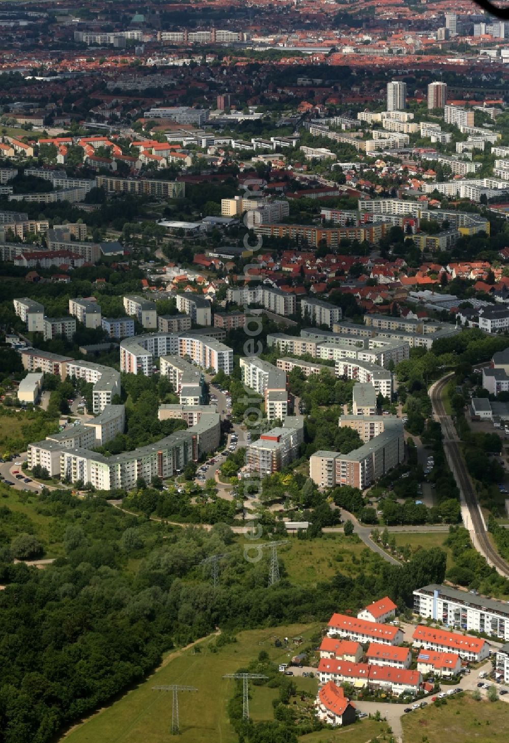 Erfurt from the bird's eye view: Residential area of Herrenberg in Erfurt in the state of Thuringia