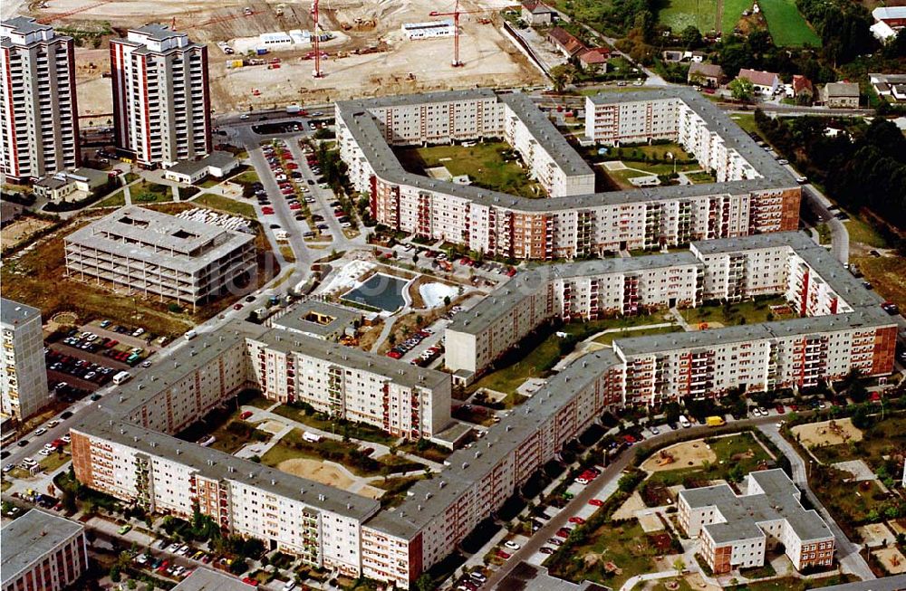 Berlin Hohenschönhausen from above - 06.09.1995 Wohngebiet Hohenschönhausen an der Falkenberger Chaussee