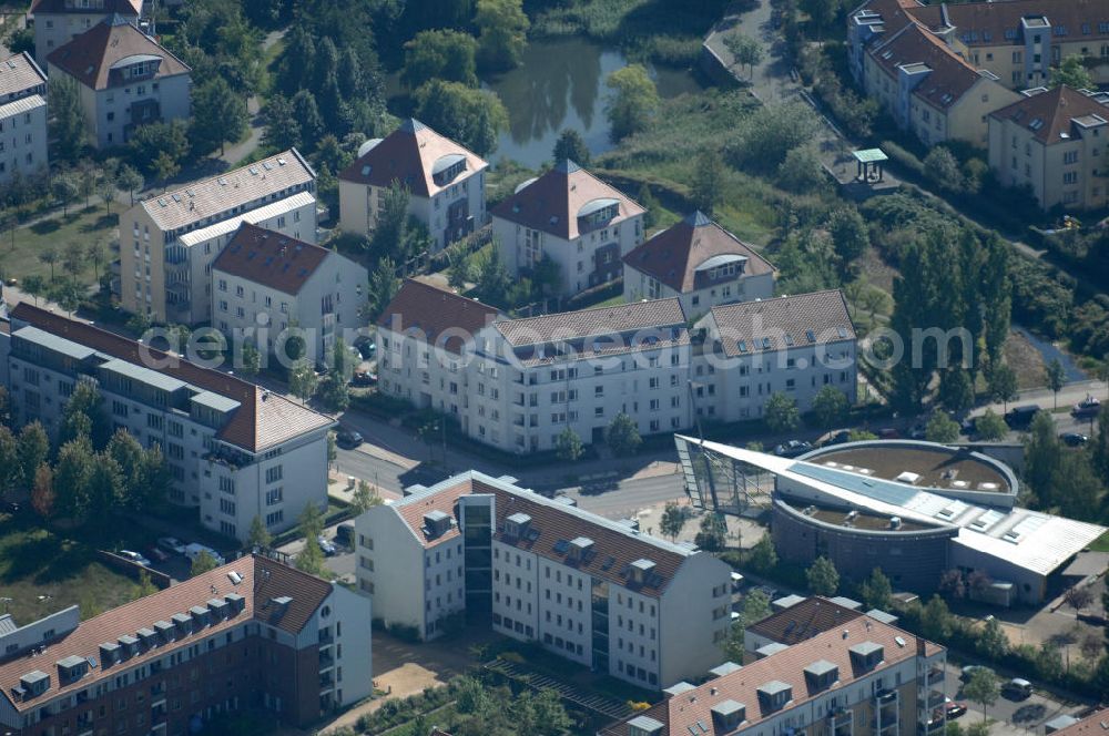 Berlin from the bird's eye view: Blick auf den Jugendclub an der Achillesstraße Ecke Röländer Strasse im Wohngebiet / Neubaugebiet Karow-Nord.