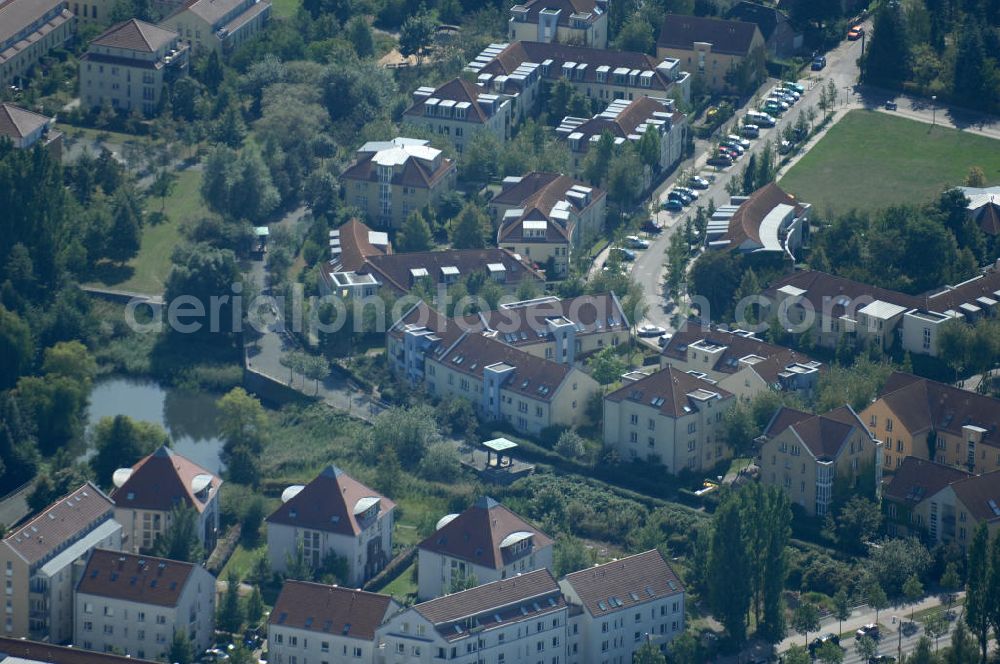 Berlin from above - Blick über Mehrfamilienhäuser an der Röländer Straße auf Häuser am Achtrutenberg im Wohngebiet / Neubaugebiet Karow-Nord.