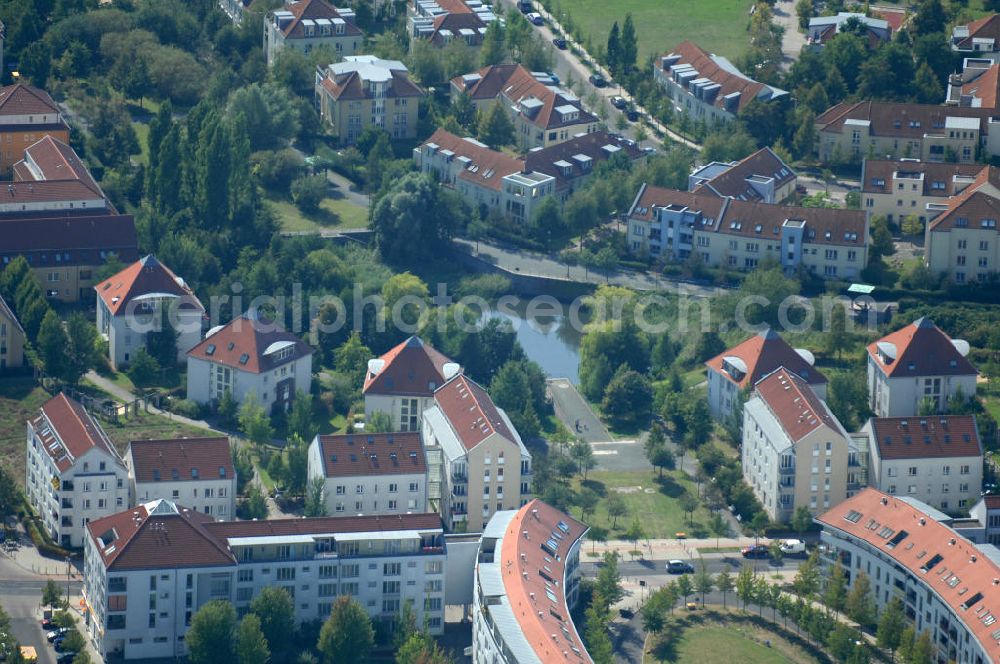 Berlin from above - Blick über den Ballonplatz mit Mehrfamilienhäuser und Häuser an der Achillesstraße im Wohngebiet / Neubaugebiet Karow-Nord.