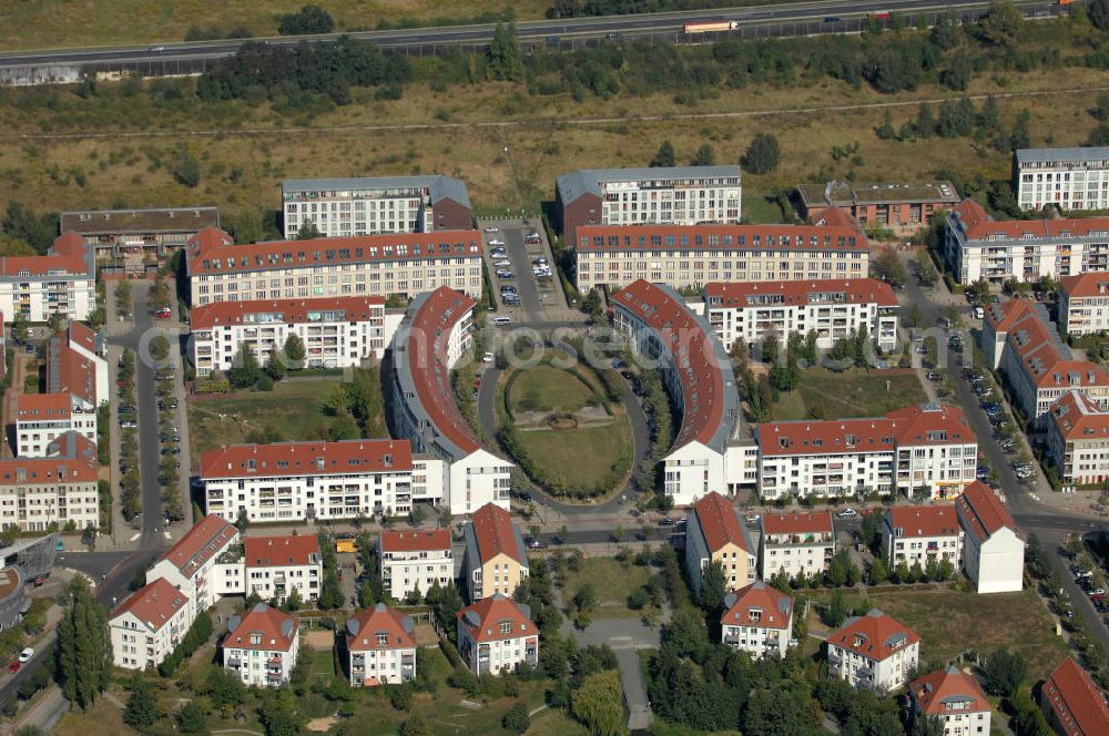 Berlin from the bird's eye view: Blick auf Mehrfamilienhäuser an der Achillesstraße Ecke Ballonplatz Ecke Pfannschmidtstraße Ecke Busonistraße und Röländer Straße im Wohngebiet / Neubaugebiet Karow-Nord.