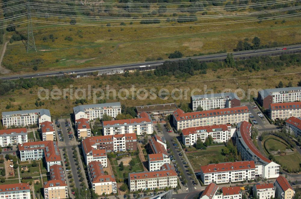 Aerial image Berlin - Blick auf Mehrfamilienhäuser an der Pfannschmidtstraße Ecke Röländer Straße Ecke Ballonplatz Nahe des Berliner Ring / Autobahn A 10 / E 55 im Wohngebiet / Neubaugebiet Karow-Nord.