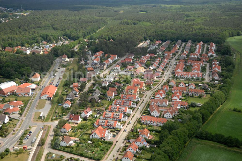 Ostseebad Graal-Müritz from above - Blick auf das Wohngebiet Koppenheide der HAWO Bauträger KG in unmittelbarer Strandnähe im Ostseeheilbad Graal-Müritz. Es ist ein von 1996 bis 2004 neu errichtetes Wohngebiet mit insgesamt 210 Wochenend- und diverse Einzelhäusern in naturnahe Lage am Landschaftsschutzgebiet “Tabakwiesen” und nur wenige Minuten vom Ortszentrum entfernt.