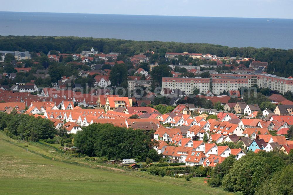 Ostseebad Graal-Müritz from above - Blick auf das Wohngebiet Koppenheide der HAWO Bauträger KG in unmittelbarer Strandnähe im Ostseeheilbad Graal-Müritz. Es ist ein von 1996 bis 2004 neu errichtetes Wohngebiet mit insgesamt 210 Wochenend- und diverse Einzelhäusern in naturnahe Lage am Landschaftsschutzgebiet “Tabakwiesen” und nur wenige Minuten vom Ortszentrum entfernt.