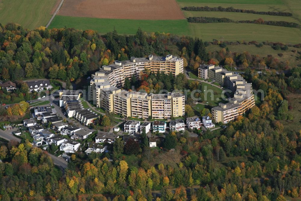 Villingen-Schwenningen from the bird's eye view: Residential area of a circular row house settlement Rundling in the district Villingen in Villingen-Schwenningen in the state Baden-Wuerttemberg, Germany