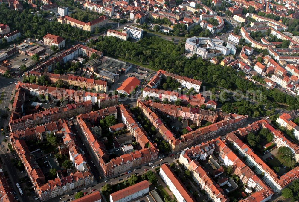 Aerial photograph Erfurt - The residential area Liebknechtstrasse - Fritz-Buchner-Strasse with its large multi-family buildings located near the Juri-Gagarin-Ring in the Kraempfervorstadt of Erfurt in Thuringia