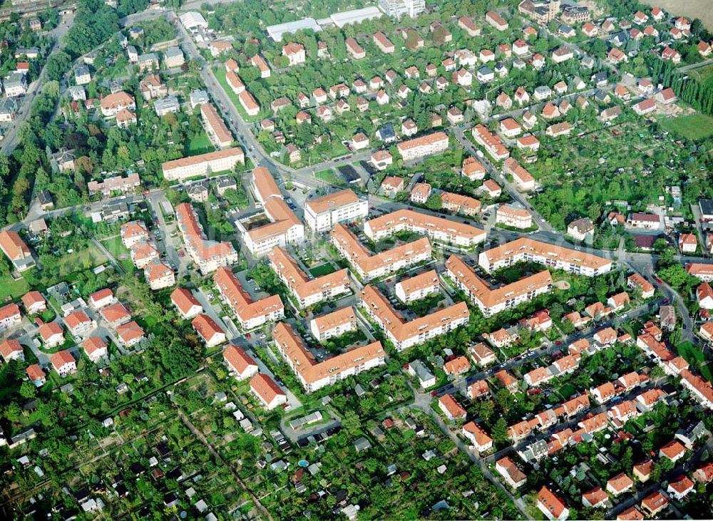 Aerial image Dresden - Niedersedlitz - Wohngebiet an der Lugauer Straße / Germanienweg in Dresden - Niedersedlitz - ein Projekt der MÜBAU.