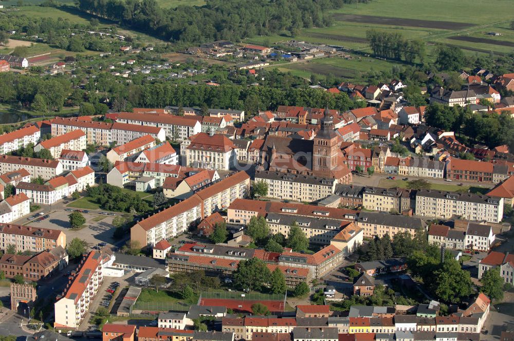 Malchin from the bird's eye view: Blick auf ein Wohngebiet. Malchin wurde im 13. Jahrhundert gegründet und hat heute ca. 7.500 Einwohner.