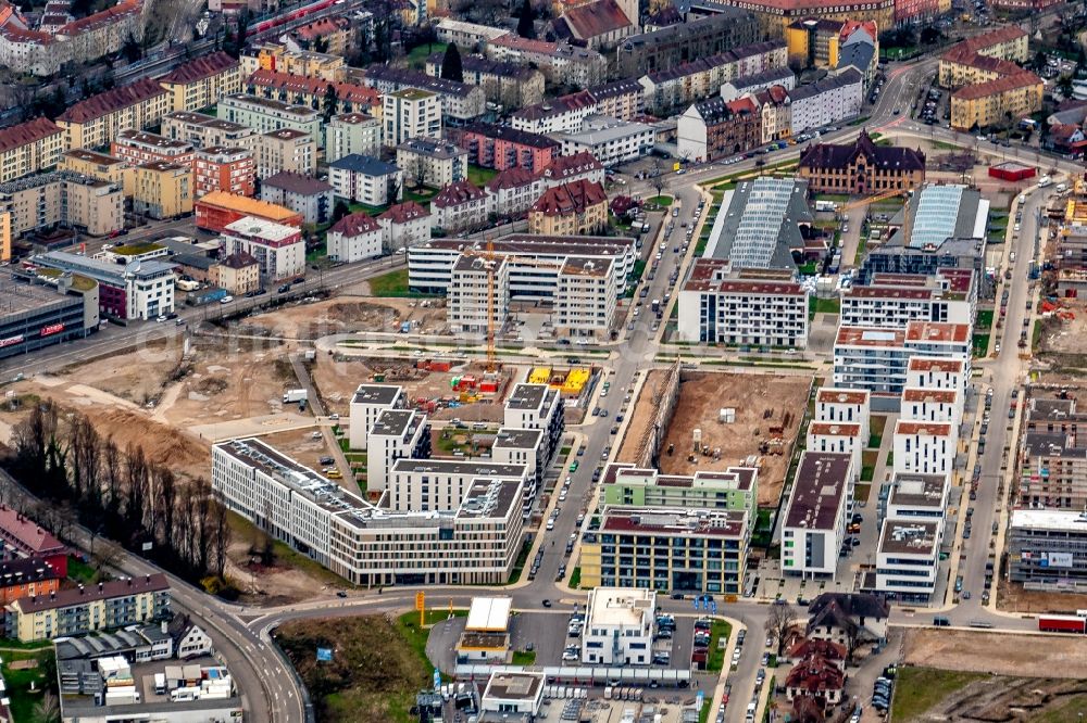 Freiburg im Breisgau from the bird's eye view: Residential area of the multi-family house settlement alter Gueterbahnhof in Freiburg im Breisgau in the state Baden-Wurttemberg, Germany