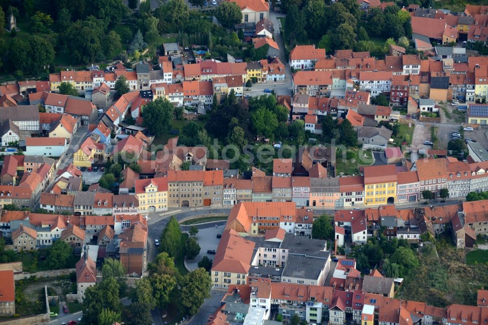 Bad Langensalza from the bird's eye view: Residential area of a multi-family house settlement Lange Strasse in Bad Langensalza in the state Thuringia