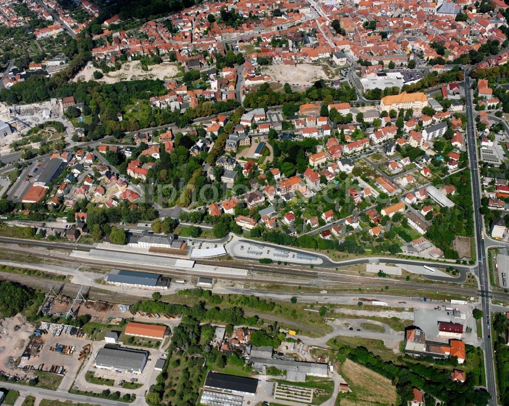 Bad Langensalza from the bird's eye view: Residential area of the multi-family house settlement in Bad Langensalza in the state Thuringia, Germany