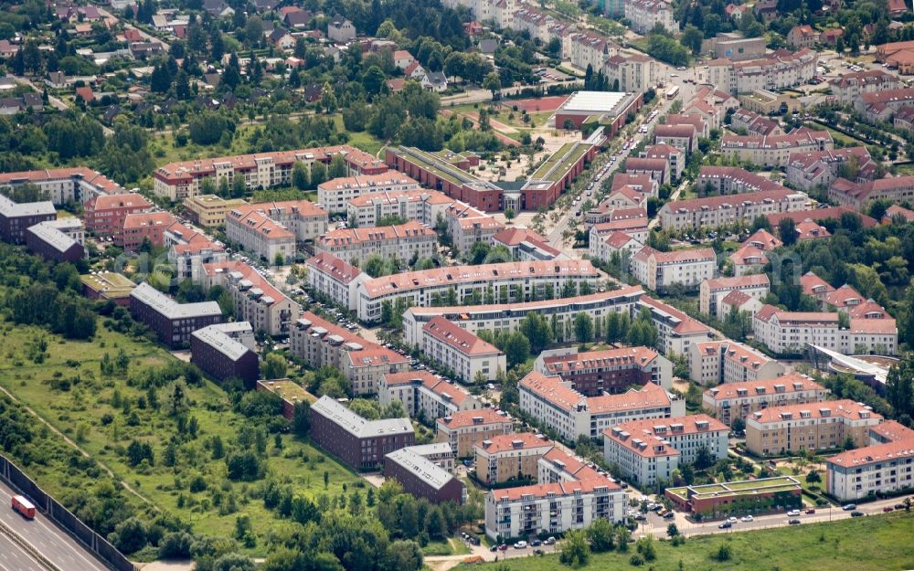 Aerial photograph Berlin - Residential area of the multi-family house settlement on Ballonplatz in Berlin, Germany