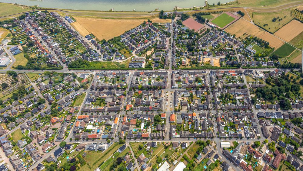 Aerial photograph Büderich - Residential area of the multi-family house settlement on street Winkeling in Buederich at Ruhrgebiet in the state North Rhine-Westphalia, Germany