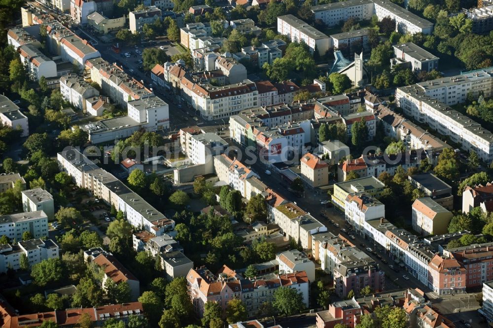 Aerial image Berlin - Residential area of a multi-family house settlement at Mariendorfer Damm in the district Mariendorf in Berlin