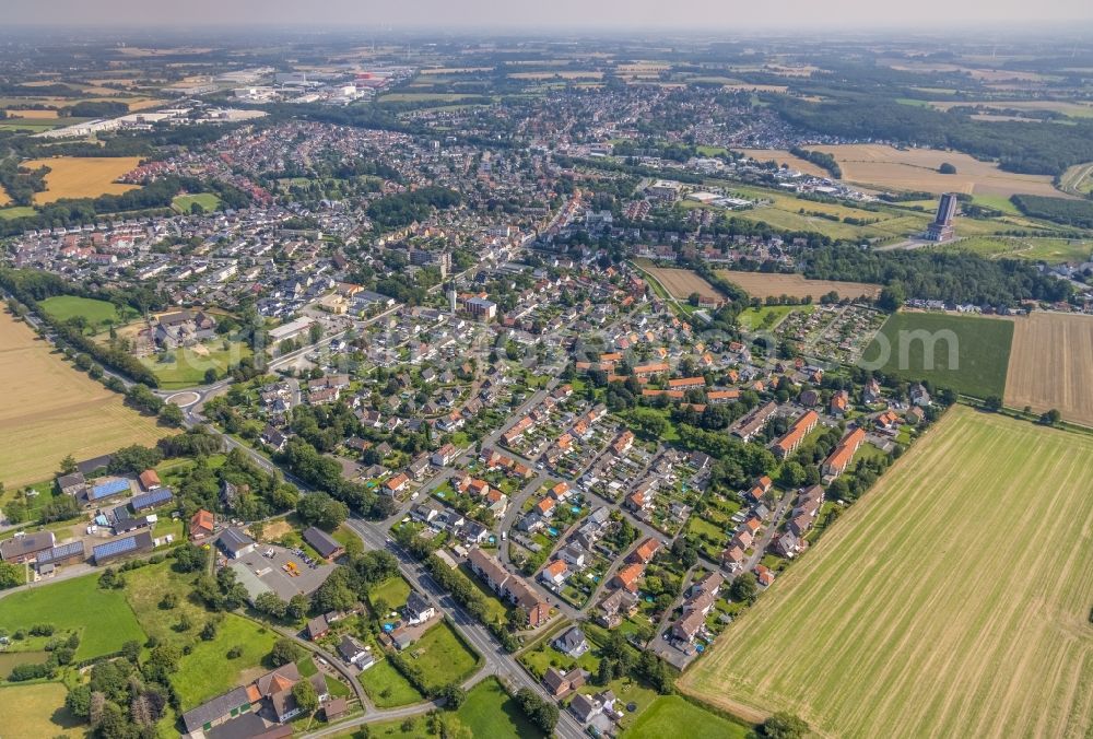 Aerial image Bönen - Residential area of the multi-family house settlement in Bönen in the state North Rhine-Westphalia, Germany