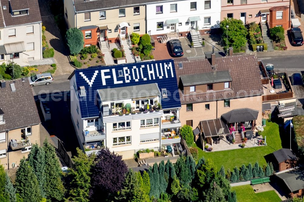 Bochum from above - Roof and wall structures in residential area of a multi-family house settlement with VFL promotion in Bochum in the state North Rhine-Westphalia