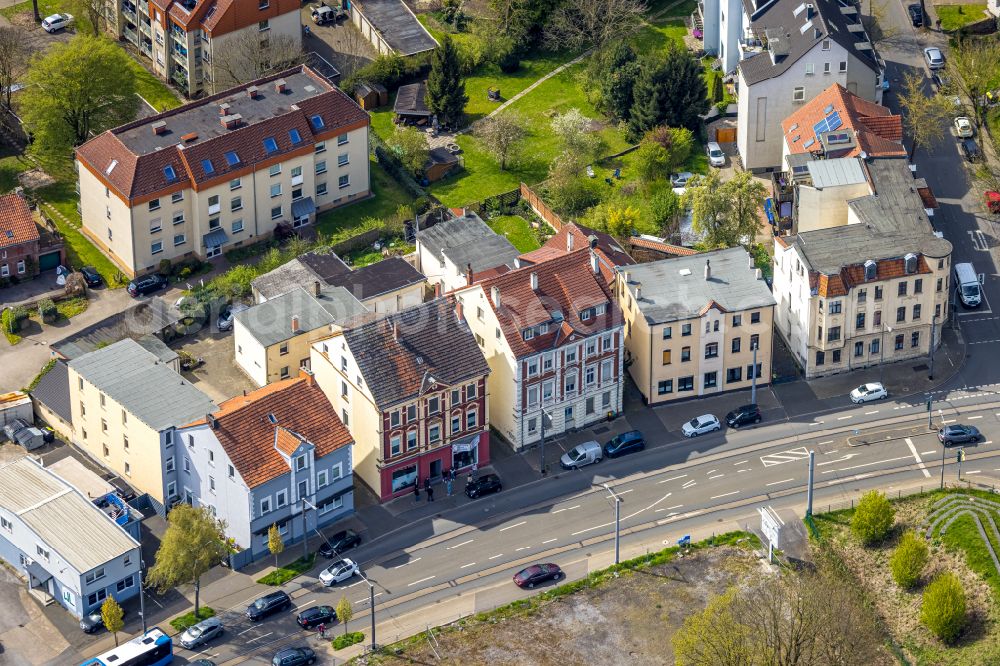 Bochum from above - Residential area of a multi-family house settlement and a petrol station of the company Aral AG besides the road Hauptstrasse in Bochum in the state North Rhine-Westphalia