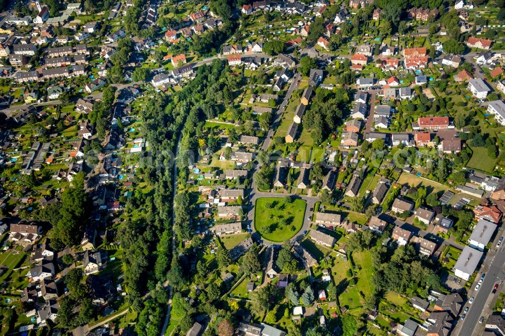 Aerial image Bottrop - Residential area of a multi-family house settlement at the Sydowstrasse in Bottrop in the state North Rhine-Westphalia