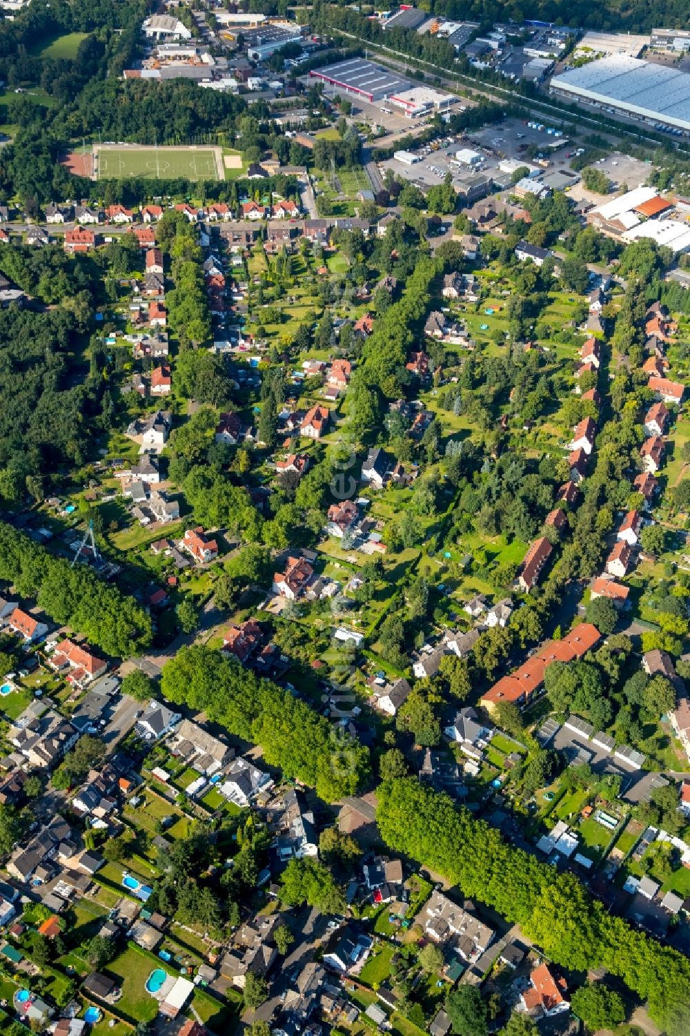 Bottrop from the bird's eye view: Residential area of a multi-family house settlement Rheinbabensiedlung Gladbecker street - Stenkhoffstrasse in Bottrop in the state North Rhine-Westphalia