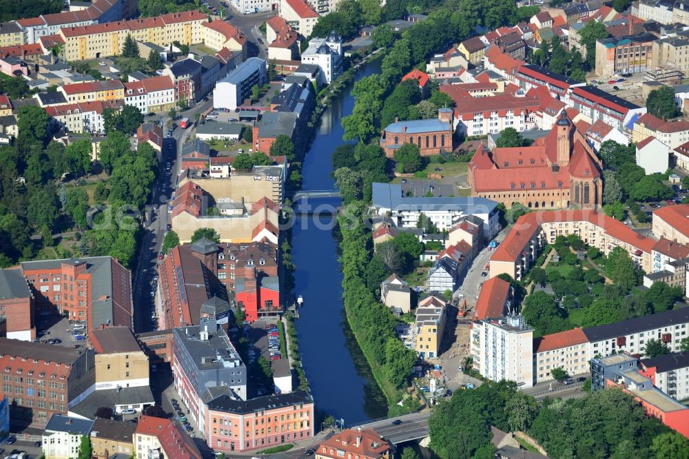 Brandenburg an der Havel from the bird's eye view: Roof and wall structures in residential area of a multi-family house settlement Annen Promenade on the old town in Brandenburg an der Havel in the state Brandenburg