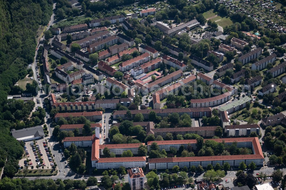 Aerial image Braunschweig - Residential area of the multi-family house settlement on street Hans-Porner-Strasse in the district Viewegs Garten-Bebelhof in Brunswick in the state Lower Saxony, Germany