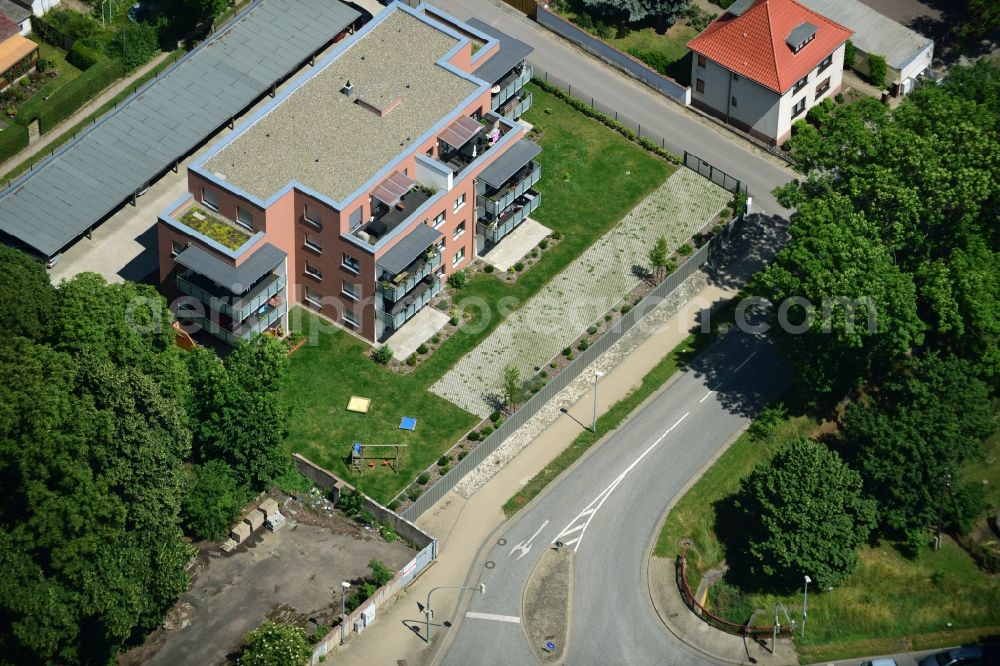 Halberstadt from above - Residential area of a multi-family house settlement Braunschweiger Strasse - Feldweg in Halberstadt in the state Saxony-Anhalt