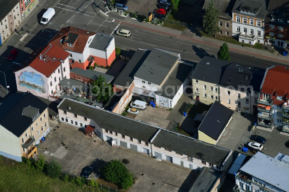 Aerial photograph Bernau - Residential area of the multi-family house settlement Breitscheidstrasse corner Bundesstrasse 2 in Bernau in the state Brandenburg, Germany