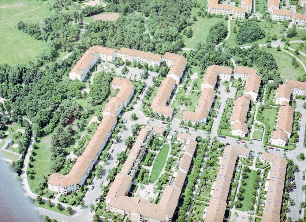 Aerial image München - Residential area of the multi-family house settlement Carl-Orff-Bogen in Munich in the state Bavaria, Germany