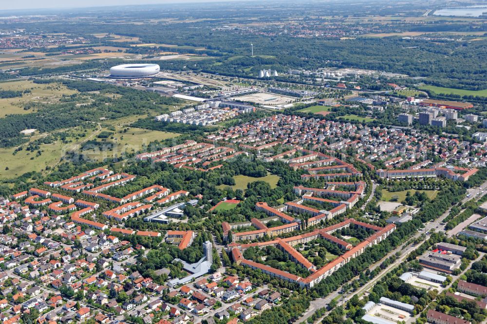 München from above - Residential area of the multi-family house settlement Carl-Orff-Bogen in Munich in the state Bavaria, Germany