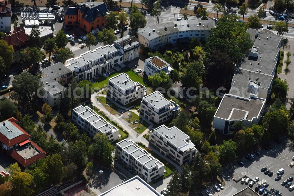 Berlin from above - Residential area of the multi-family house settlement on Charlottenburger Strasse in the district Zehlendorf in Berlin, Germany