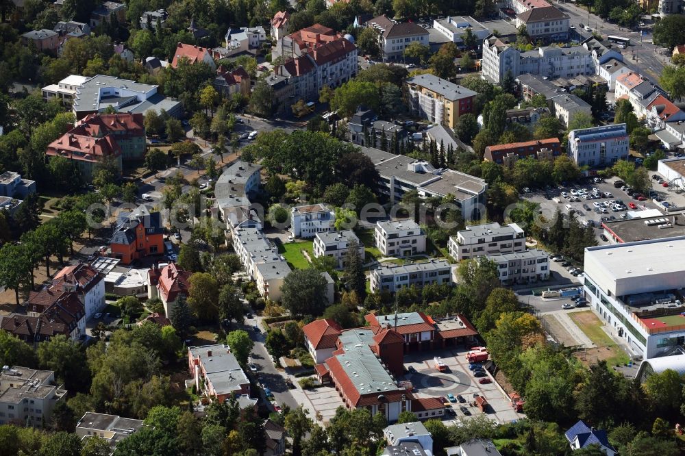 Aerial image Berlin - Residential area of the multi-family house settlement on Charlottenburger Strasse in the district Zehlendorf in Berlin, Germany