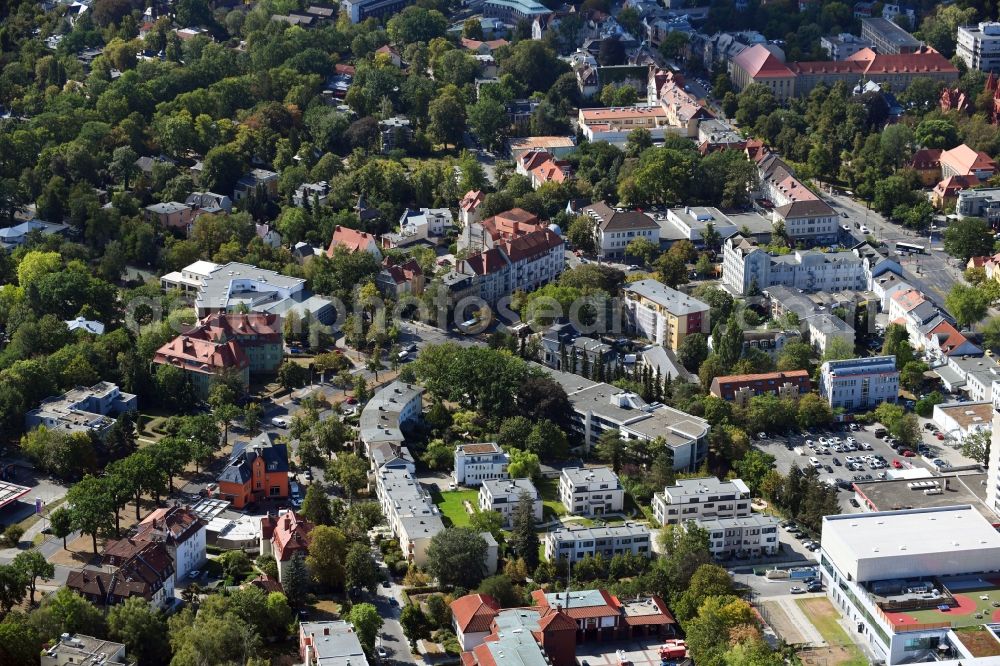 Aerial photograph Berlin - Residential area of the multi-family house settlement on Charlottenburger Strasse in the district Zehlendorf in Berlin, Germany