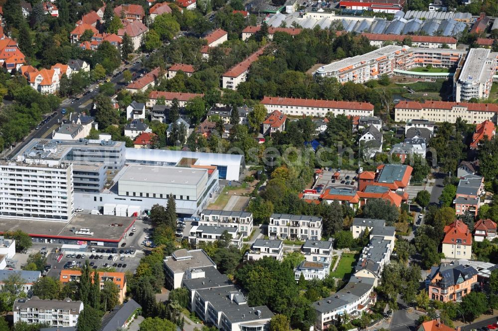 Aerial photograph Berlin - Residential area of the multi-family house settlement on Charlottenburger Strasse in the district Zehlendorf in Berlin, Germany