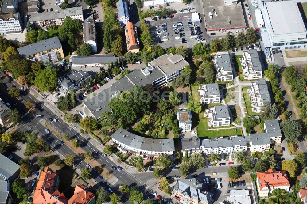 Aerial photograph Berlin - Residential area of the multi-family house settlement on Charlottenburger Strasse in the district Zehlendorf in Berlin, Germany